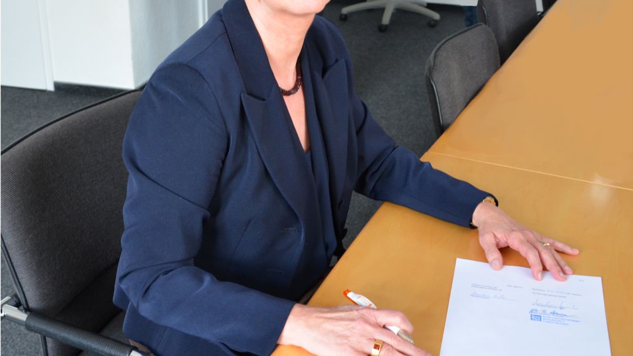 SurTec takes over „EnGra Chemie“